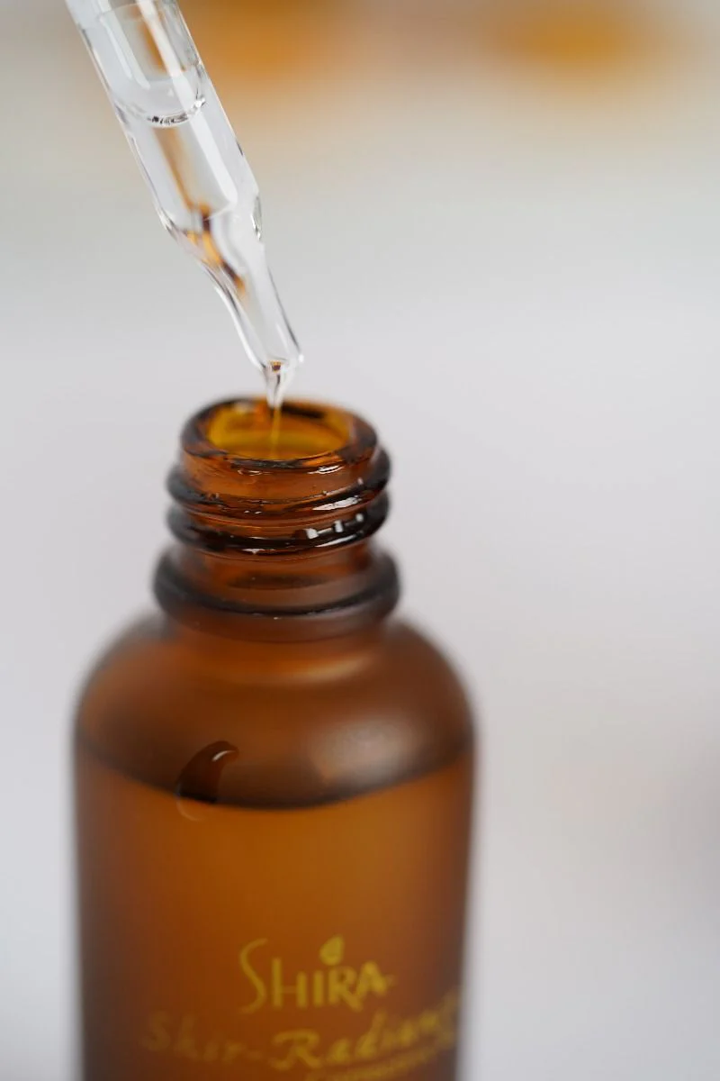 Shir-Radiance Corrective RX Mandelic Serum - Image 4